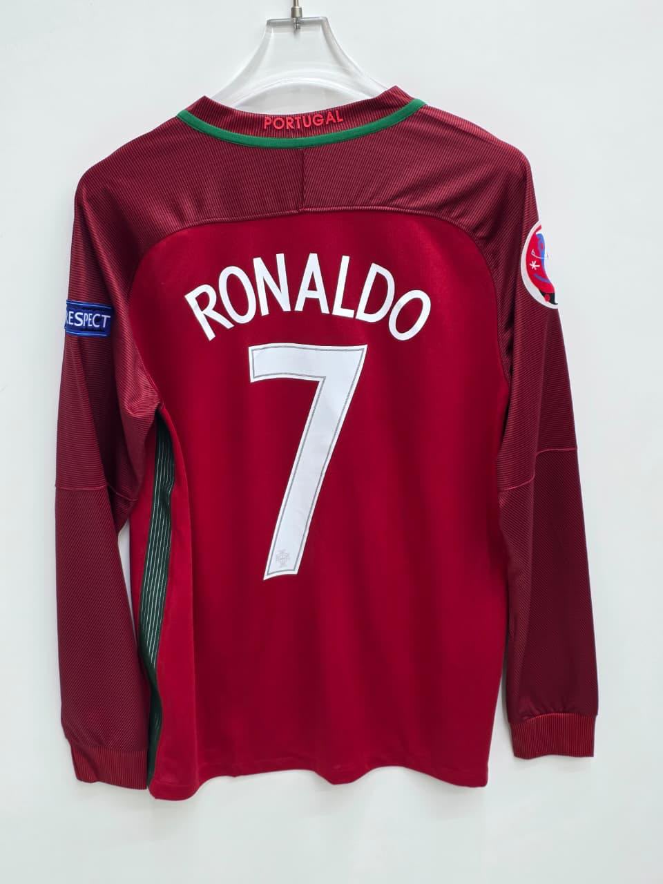 2016/2017 Portugal Home Long Sleeve Football Jersey
